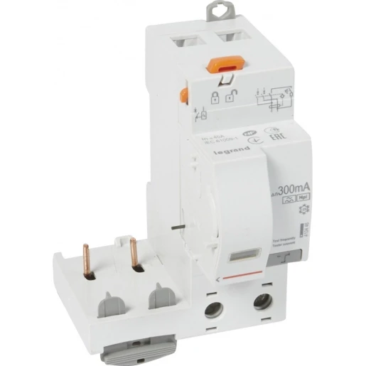 Legrand DX3 AARDLEKBLOK 2P 40A TYPE HPI 300MA