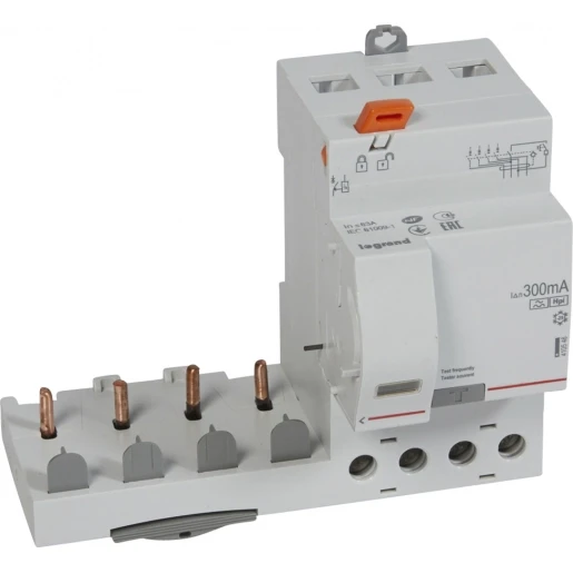 Legrand DX3 AARDLEKBLOK 4P 63A TYPE HPI 300MA